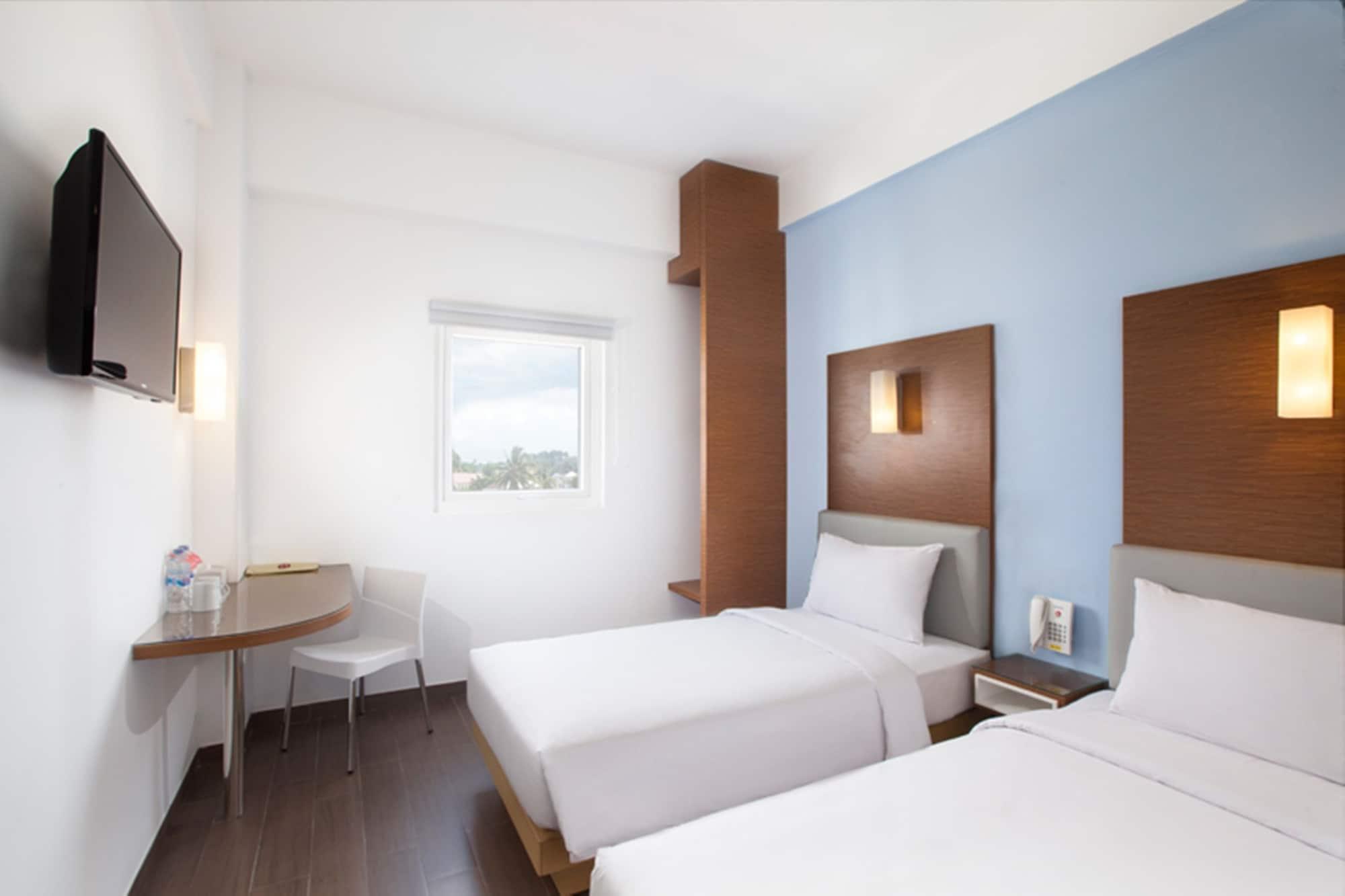 อมารีส โฮเต็ล ปาเลมบัง Hotel ภายนอก รูปภาพ