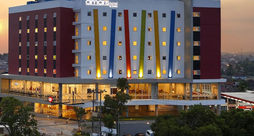 อมารีส โฮเต็ล ปาเลมบัง Hotel ภายนอก รูปภาพ