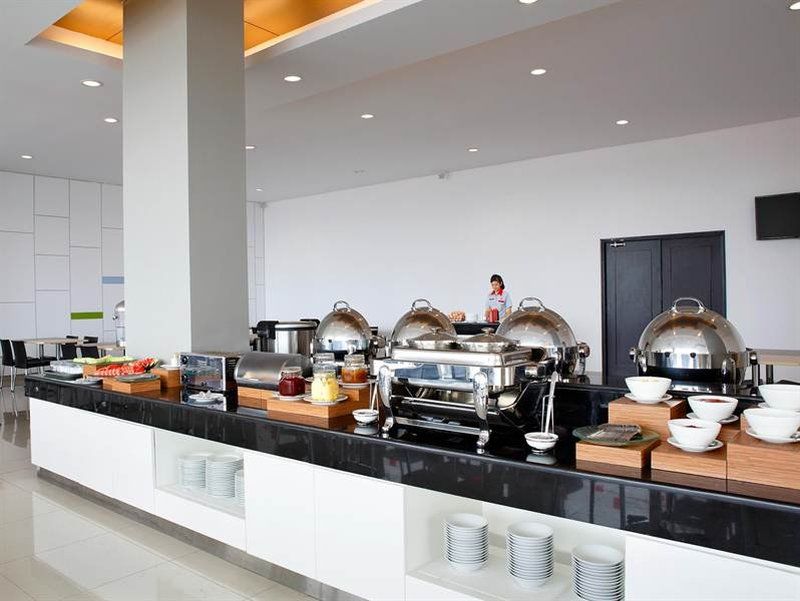 อมารีส โฮเต็ล ปาเลมบัง Hotel ภายนอก รูปภาพ